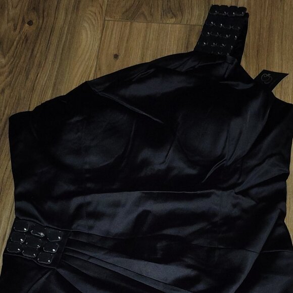 Rachael G One-Strap Satin Dress. Black Color. Size M - Picture 11 of 15